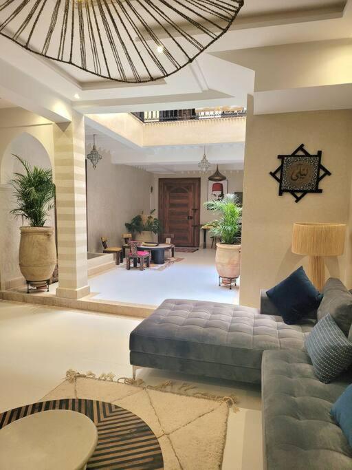 Riad Isahiac Avec Piscine En Exclusivite Marrakesch Exterior foto